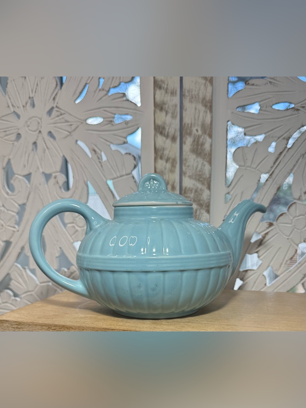 1940’s Vintage Hall China Tea Pot. Blue Ceramic Decorative Ribbing